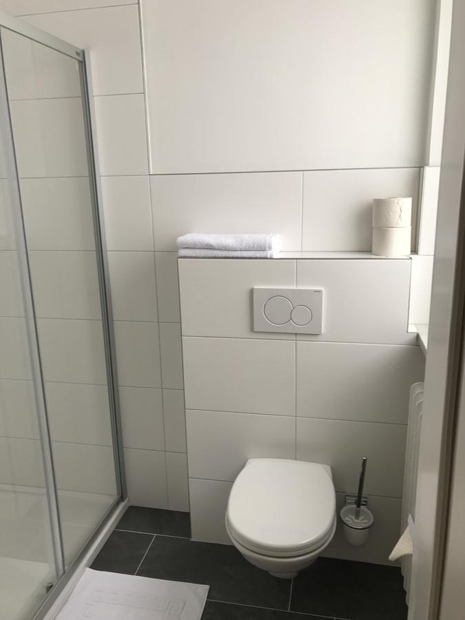 Montagehotel Bed & Steel Linz Exterior foto